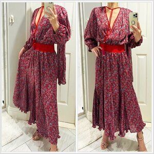 Diane Freis Vintage red /gray floral plunge neck flare dress